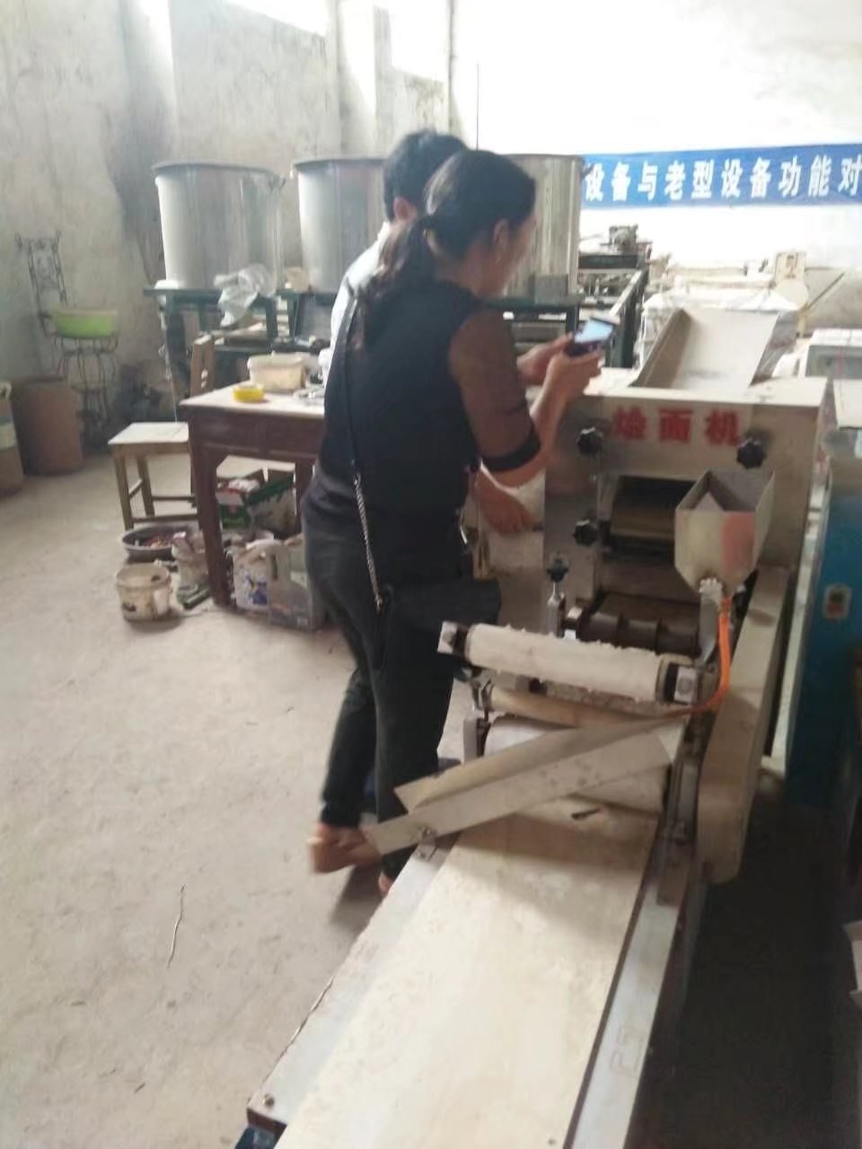 蘇州燴面機(jī) 蘇州燴面機(jī)
