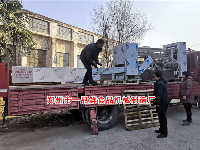 500型全自動(dòng)無需人工值守揉壓機(jī)
