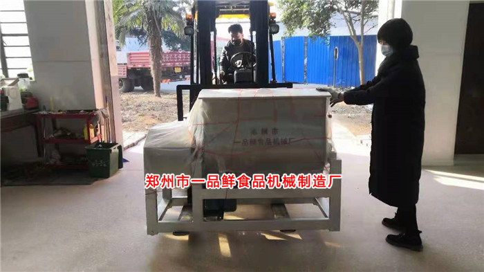 175KG的不銹鋼和面機(jī)