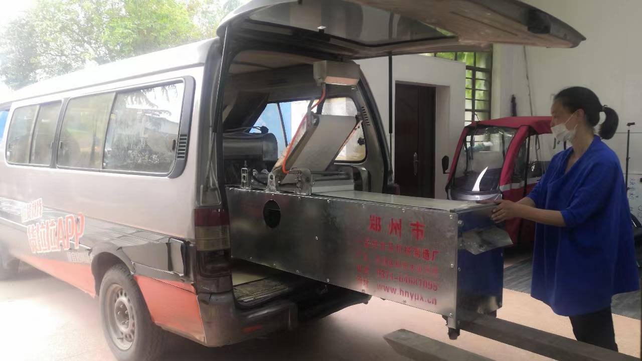 飯店?duì)Z面機(jī)裝車發(fā)貨 飯店?duì)Z面機(jī)裝車發(fā)貨